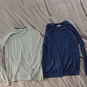 Old Navy Men's Cream and Navy Sweater Duo Size M Tall